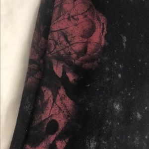 Torrid Rose Leggings - Size 2 -  full length